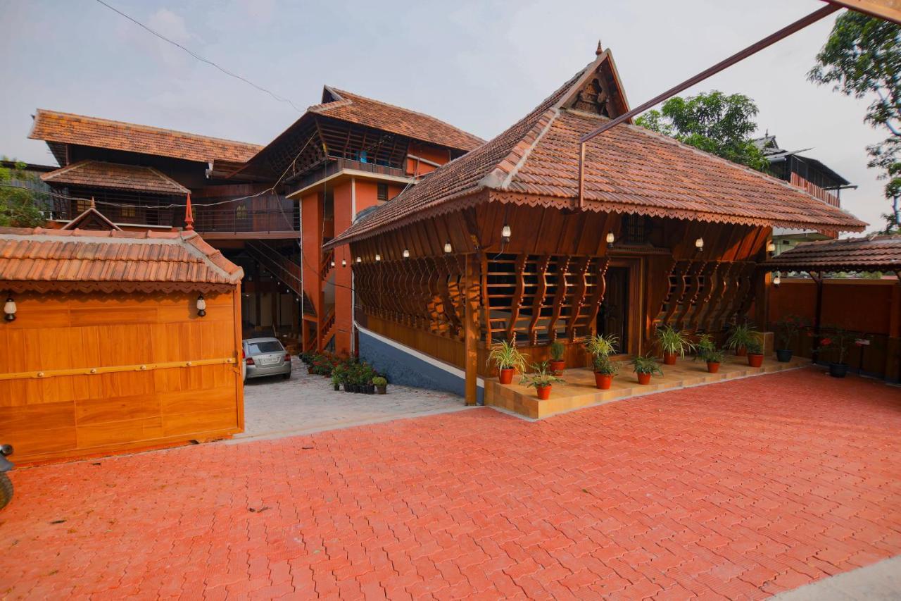 Jk Lodge Kottayam Buitenkant foto