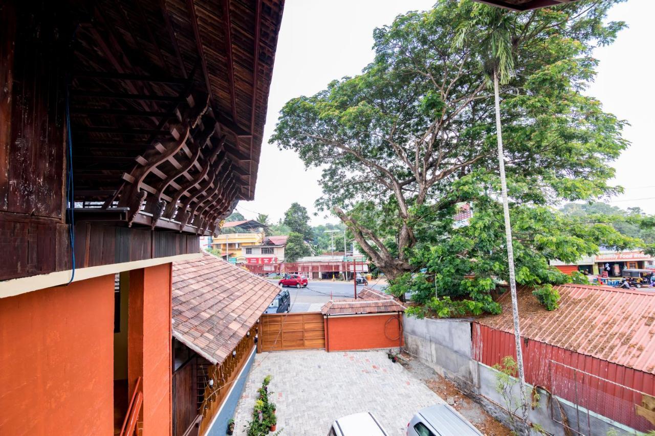 Jk Lodge Kottayam Buitenkant foto